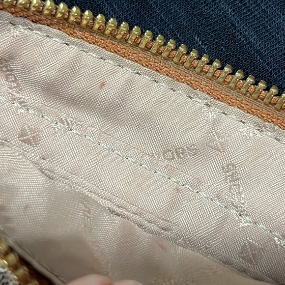 Michael Kors Fulton Zip Clutch - Picture 9 of 13